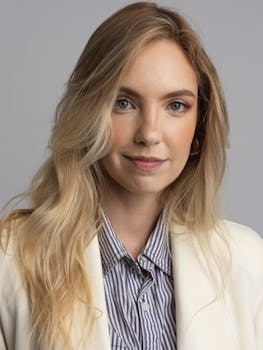 Photo of Jessica Martin